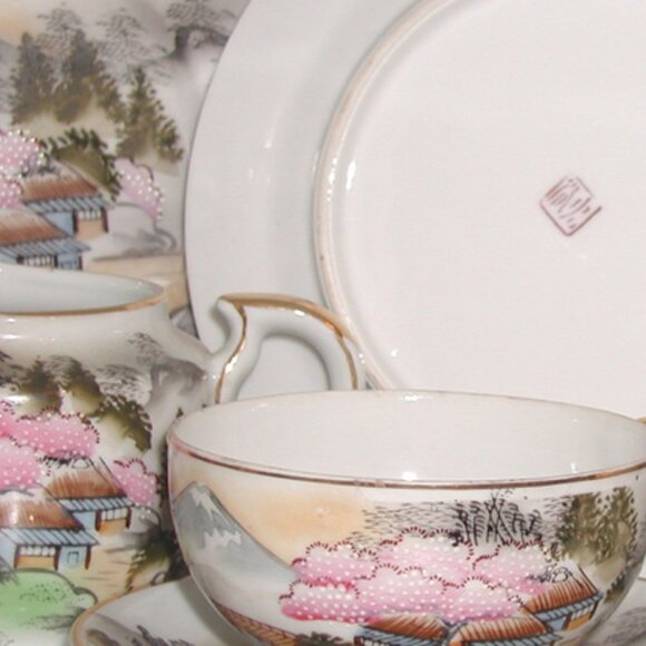 Lithophane Tea Set - Picture 2 of 3